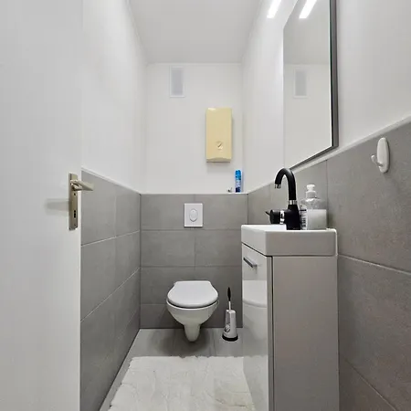 3-zi Wohnung, Kaarst-duesseldorf Apartment Kaarst
